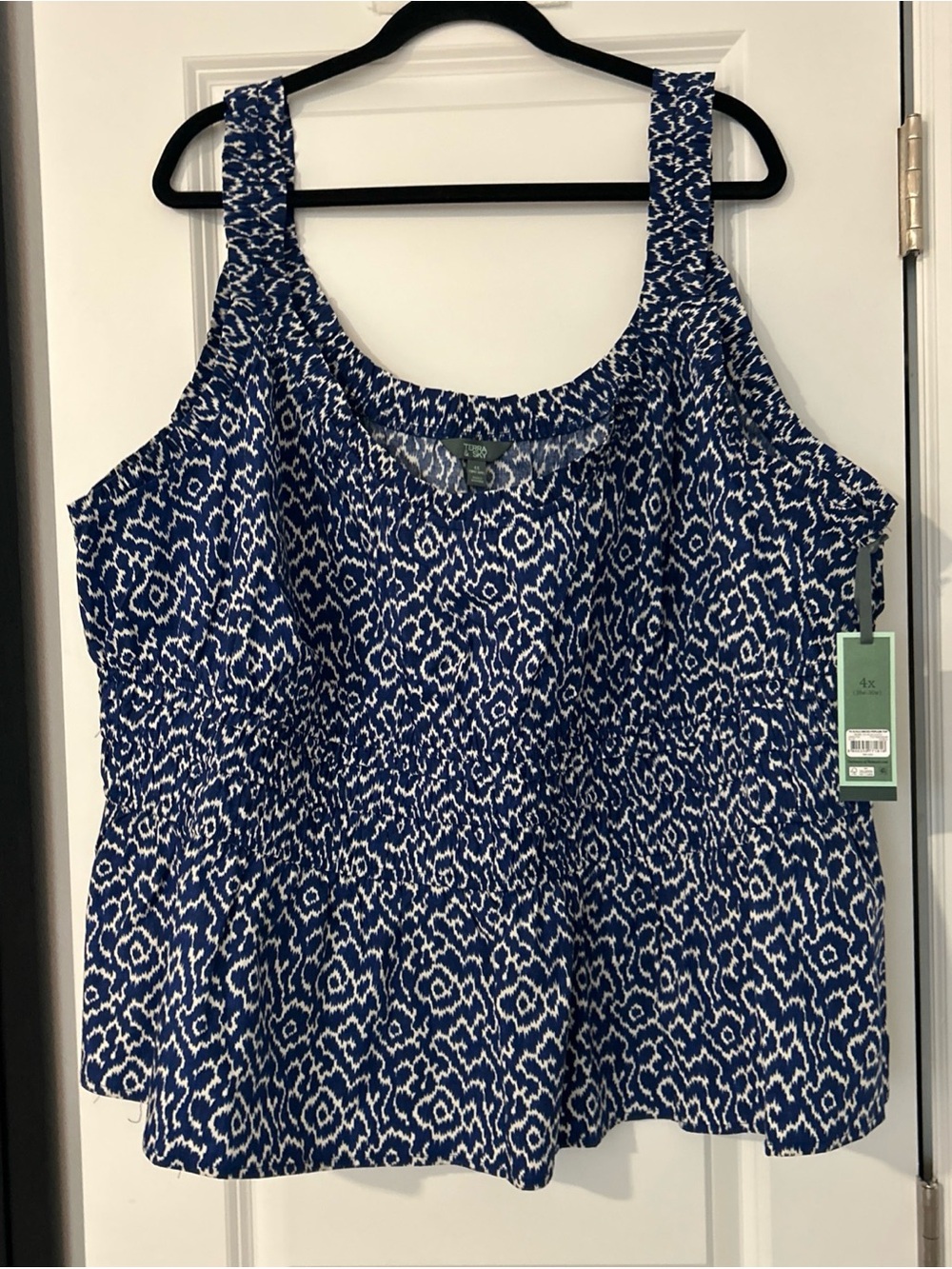 Terra & Sky Women's Plus Sleeveless Smocked Peplum Tank Top, 4x Blue/White- NWT